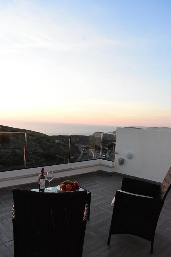 Sunset And Seaview Apartment -Brand New Мелліха Екстер'єр фото