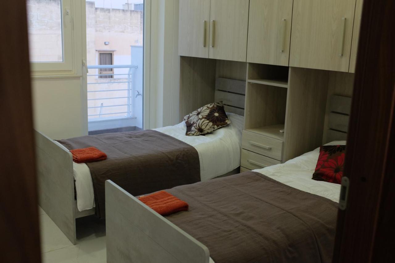Sunset And Seaview Apartment -Brand New Мелліха Екстер'єр фото